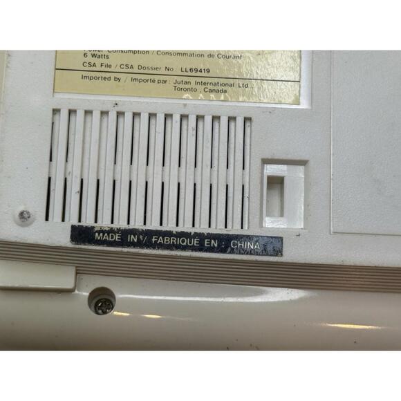 VINTAGE RARE CITIZEN BEDSIDE ALARM CLOCK RADIO RARE - Picture 10 of 12